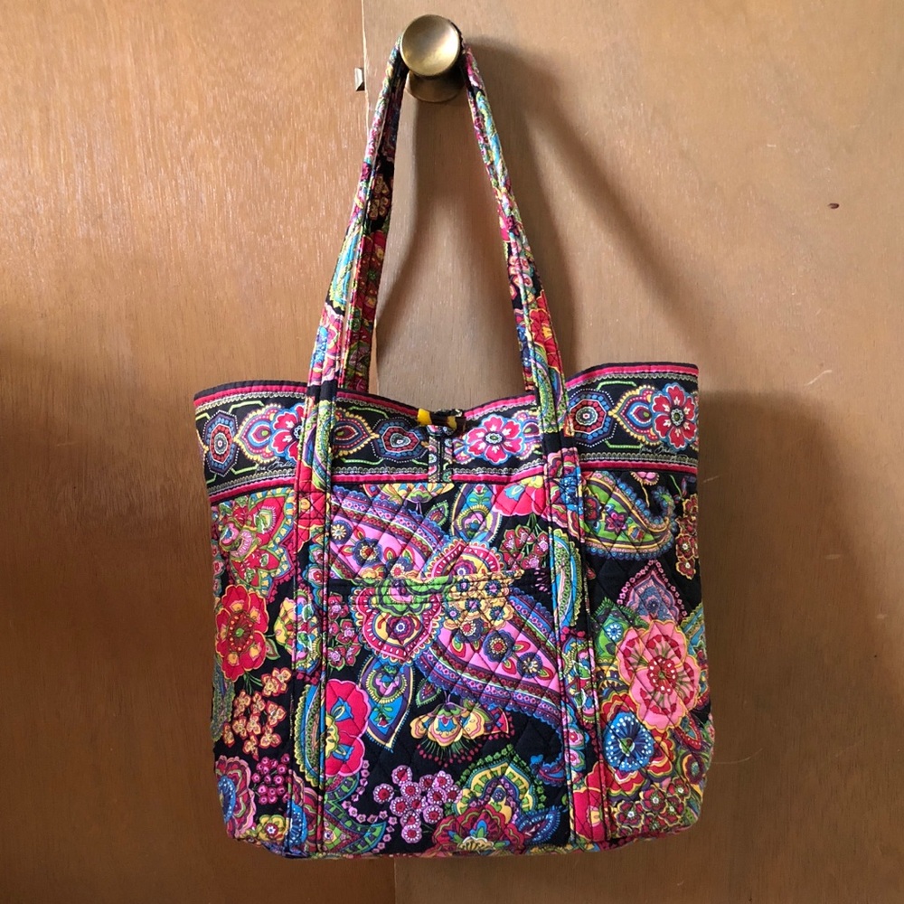 Vera Bradley Vera Tote - Symphony in Hue